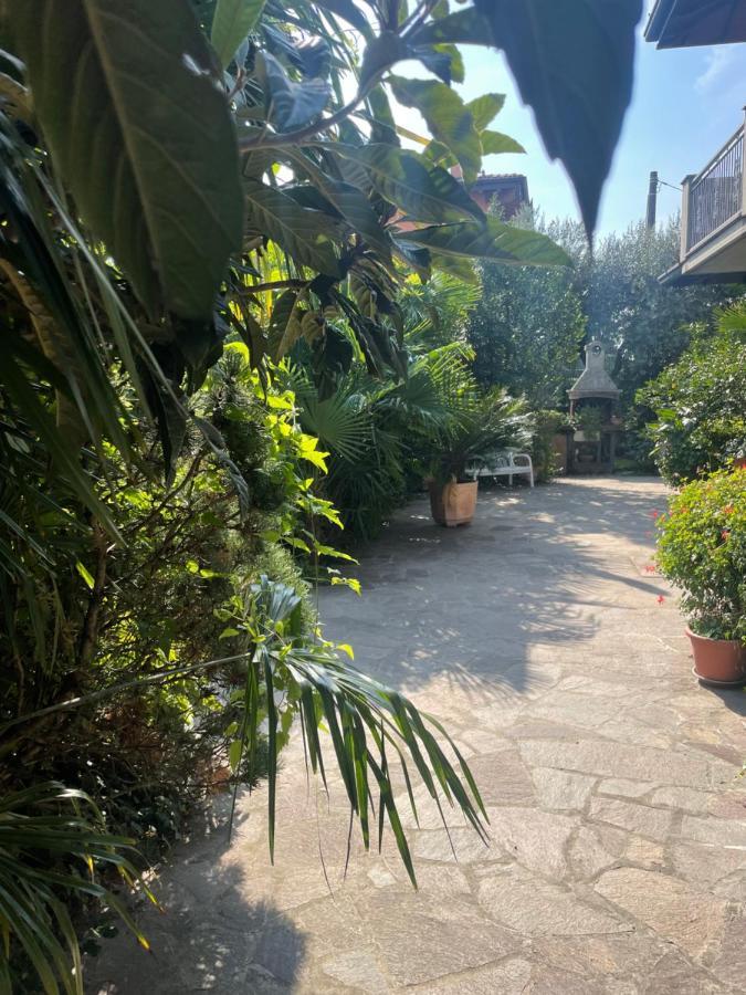 Il Giardino Di Emilia - Intero Appartamento In Villa Con Giardino Privato E Piscina Estiva Pontirolo Nuovo Экстерьер фото