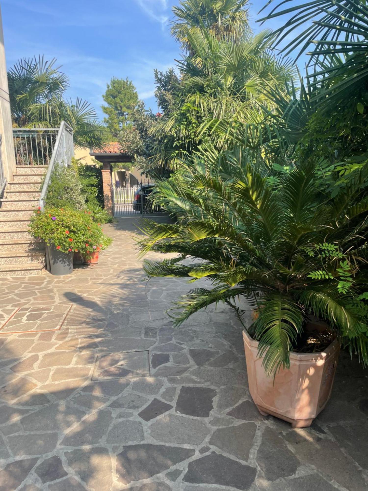 Il Giardino Di Emilia - Intero Appartamento In Villa Con Giardino Privato E Piscina Estiva Pontirolo Nuovo Экстерьер фото
